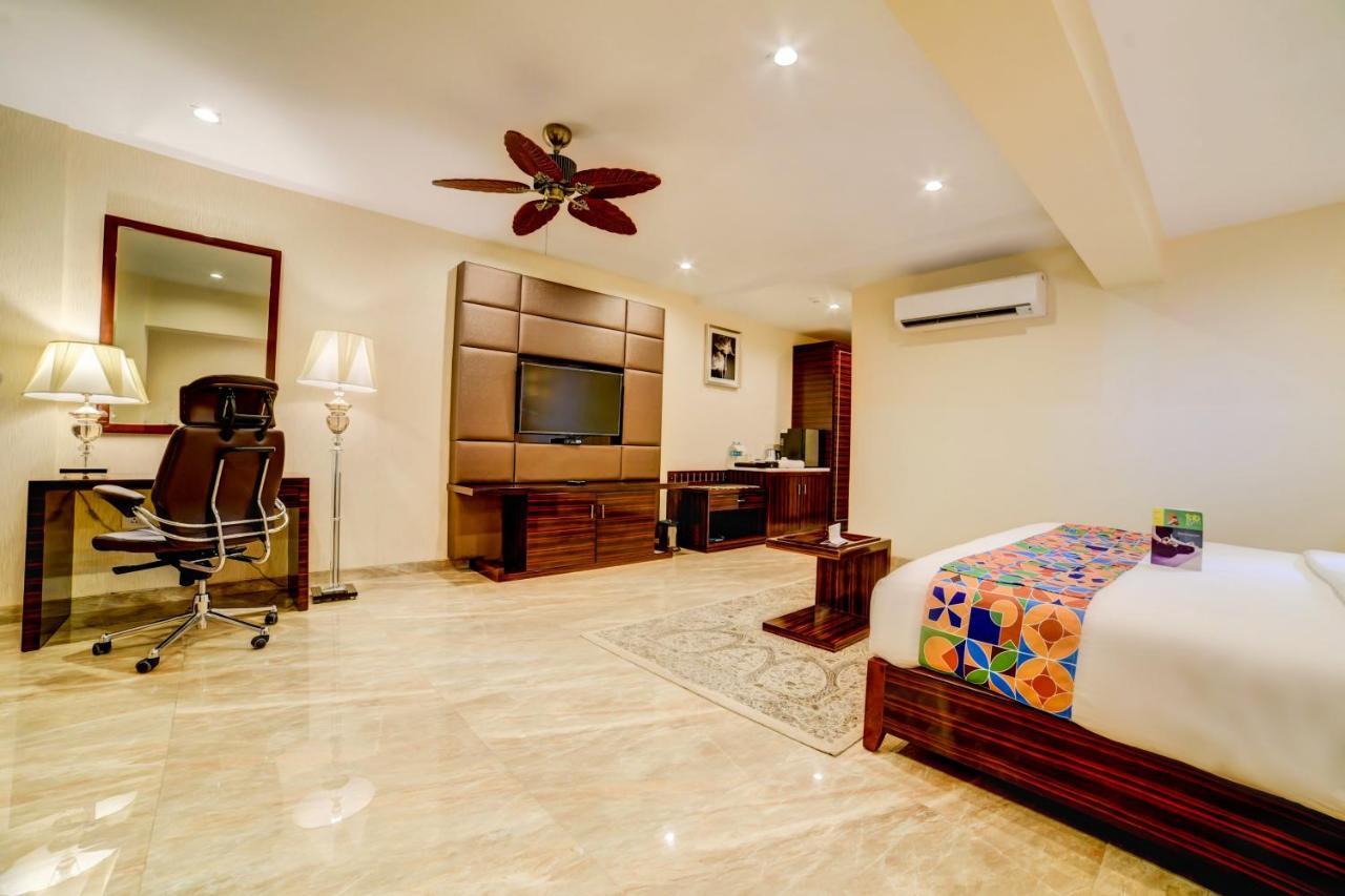 Fabhotel Prime Sarala Crown With Pool - Nr Calangute Beach Εξωτερικό φωτογραφία