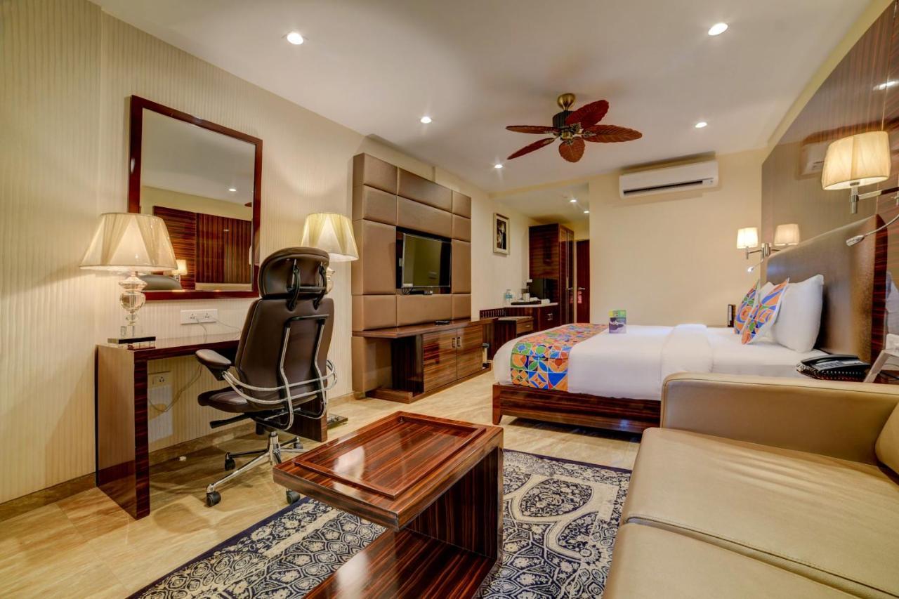 Fabhotel Prime Sarala Crown With Pool - Nr Calangute Beach Εξωτερικό φωτογραφία